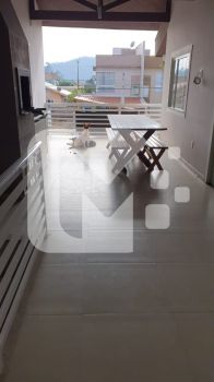 Foto 2 de Casa com 4 Quartos à venda, 316m² em Limoeiro, Brusque
