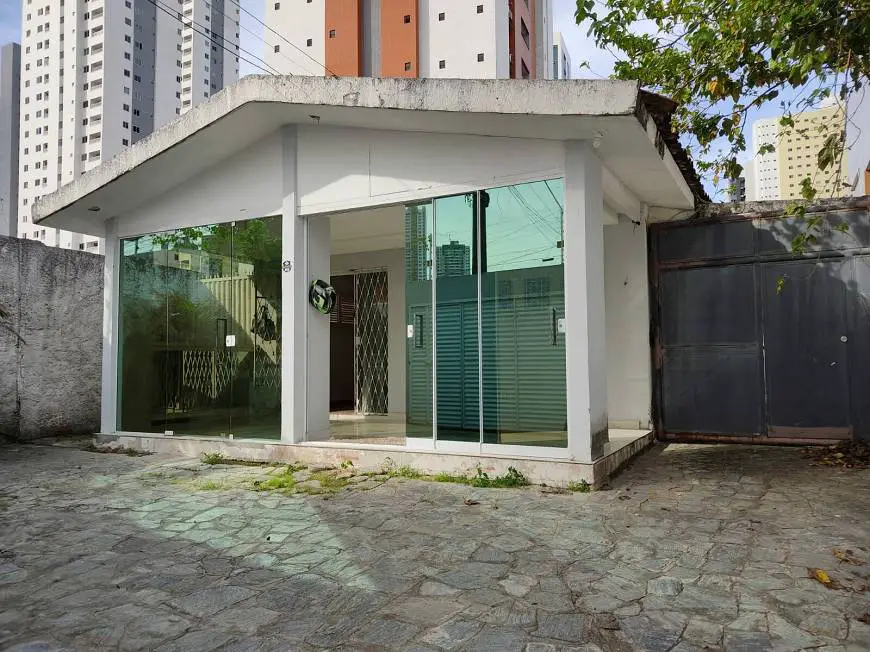 Foto 2 de Casa com 4 Quartos para alugar, 360m² em Manaíra, João Pessoa