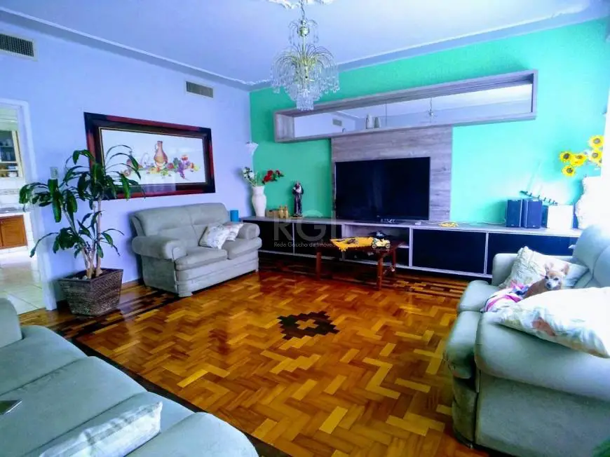 Foto 5 de Casa com 4 Quartos à venda, 420m² em Medianeira, Porto Alegre