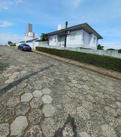 Foto 3 de Casa com 4 Quartos à venda, 440m² em Michel, Criciúma