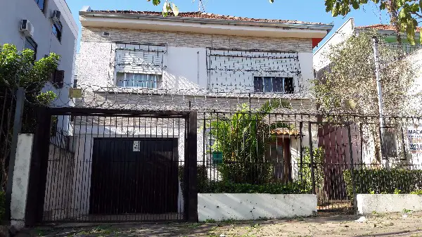 Foto 1 de Casa com 4 Quartos à venda, 240m² em Nonoai, Porto Alegre