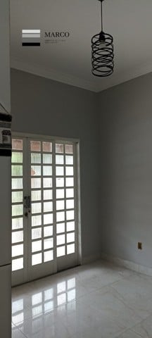 Foto 1 de Casa com 4 Quartos para alugar, 176m² em Novo Aleixo, Manaus