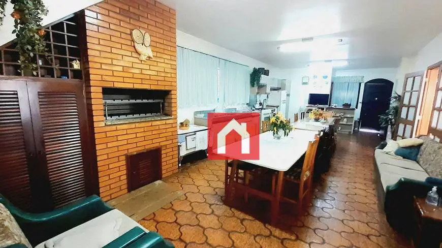 Foto 5 de Casa com 4 Quartos à venda, 413m² em Panazzolo, Caxias do Sul