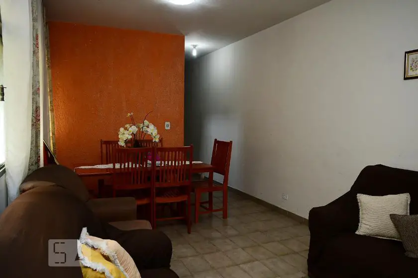 Foto 1 de Casa com 4 Quartos para alugar, 153m² em Parque Dom Henrique, Cotia