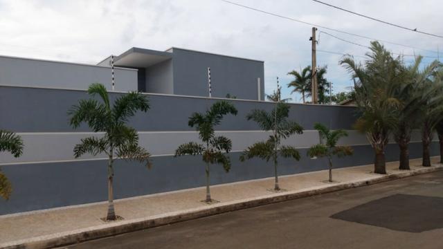 Foto 2 de Casa com 4 Quartos à venda, 350m² em Parque Souza Queiroz, Cosmópolis