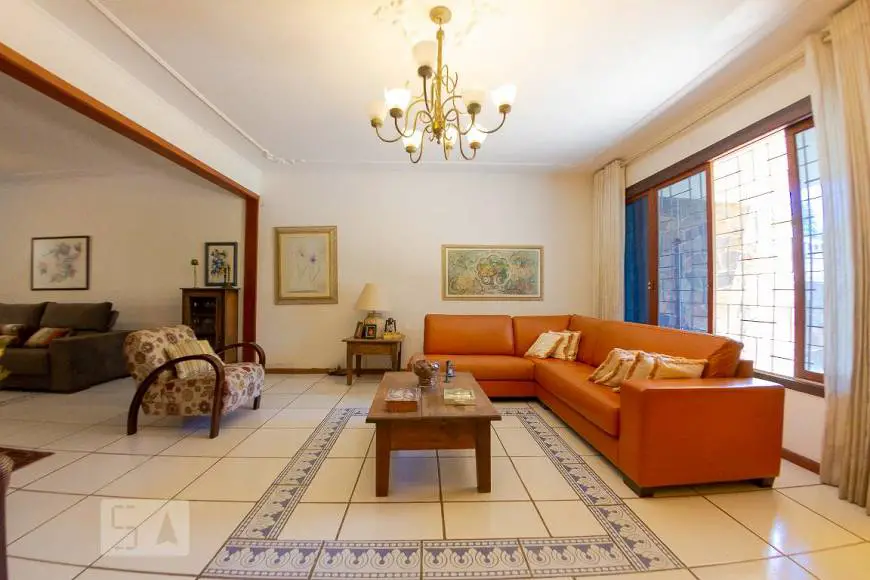 Foto 3 de Casa com 4 Quartos para alugar, 400m² em Passo D areia, Porto Alegre