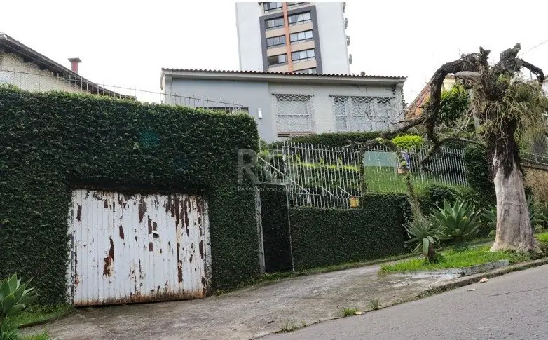 Foto 1 de Casa com 4 Quartos à venda, 199m² em Petrópolis, Porto Alegre
