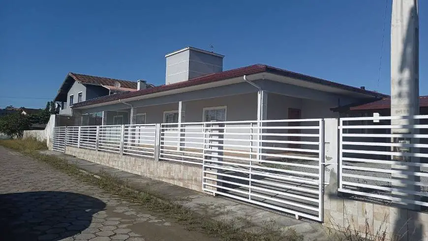 Foto 1 de Casa com 4 Quartos à venda, 200m² em Pinheira Ens Brito, Palhoça