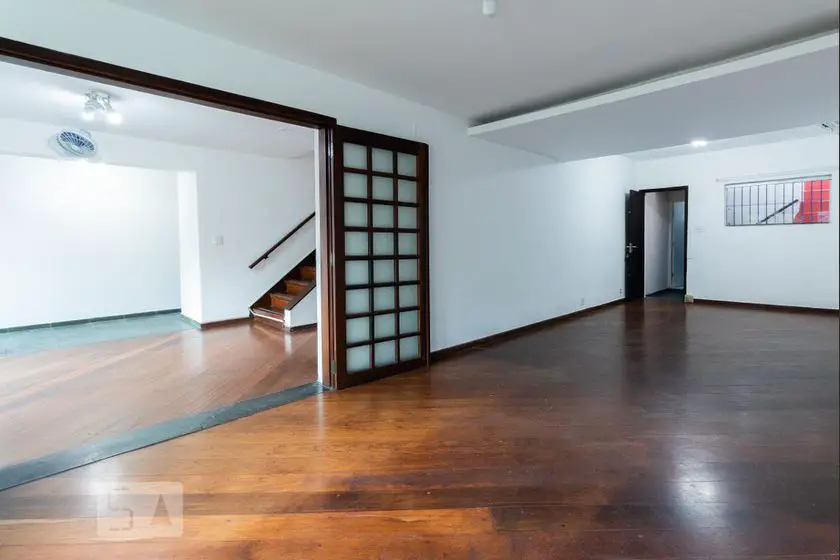 Foto 4 de Casa com 4 Quartos para alugar, 240m² em Pinheiros, São Paulo