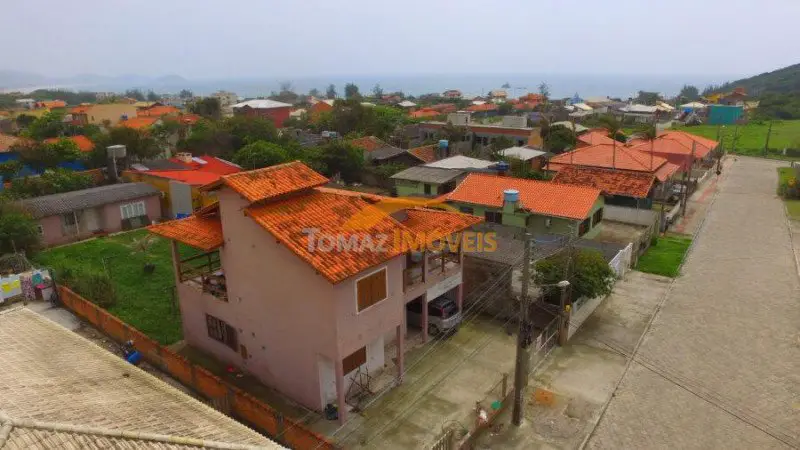 Foto 1 de Casa com 4 Quartos à venda, 278m² em Ribanceira, Imbituba