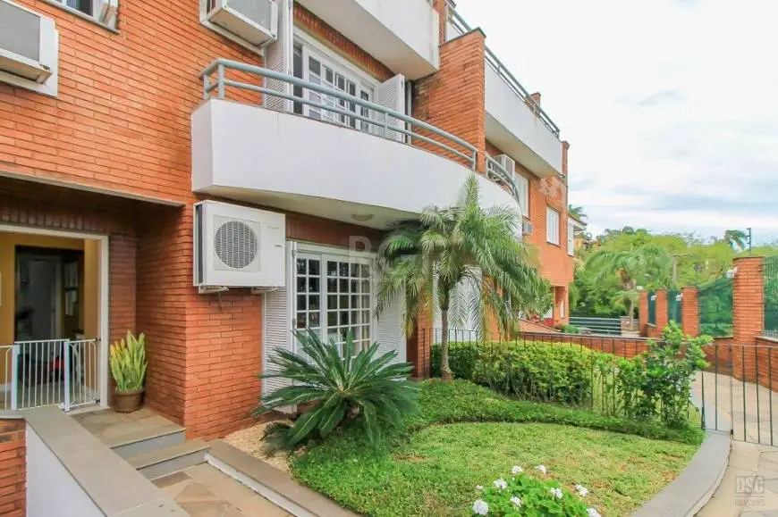 Foto 4 de Casa com 4 Quartos à venda, 350m² em Santa Tereza, Porto Alegre