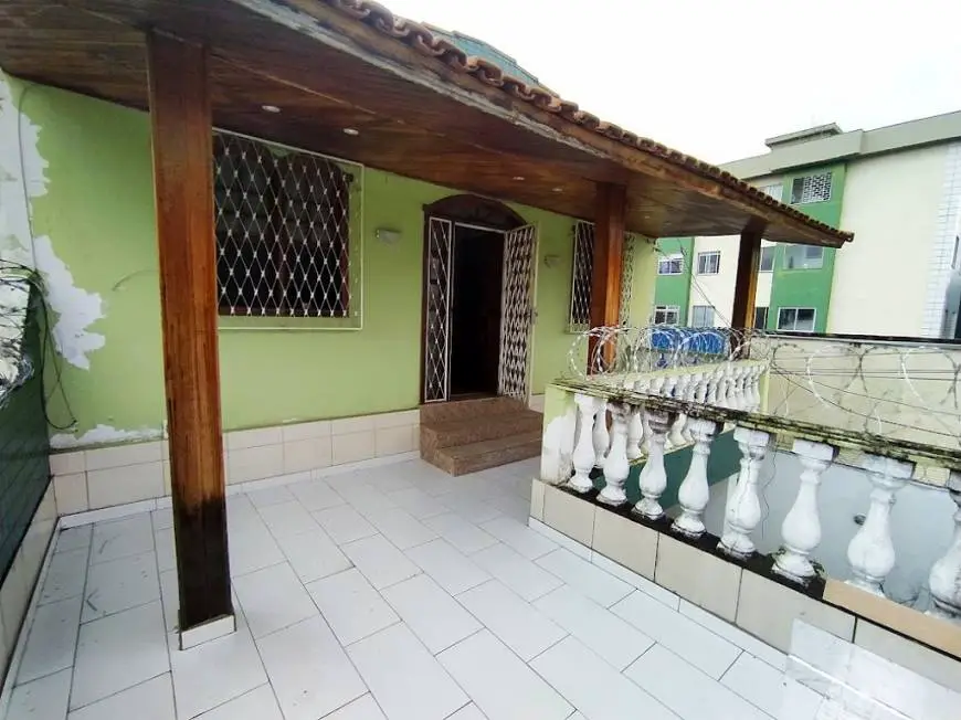 Foto 2 de Casa com 4 Quartos à venda, 195m² em Santo André, Belo Horizonte