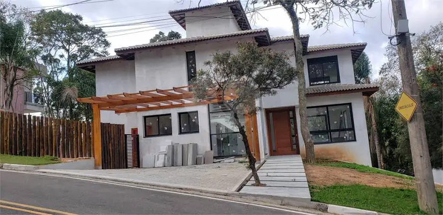 Foto 1 de Casa com 4 Quartos à venda, 300m² em Serra da Cantareira, Mairiporã