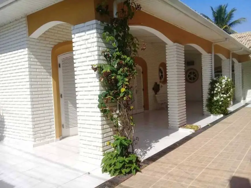 Foto 1 de Casa com 4 Quartos à venda, 112m² em Suarão, Itanhaém