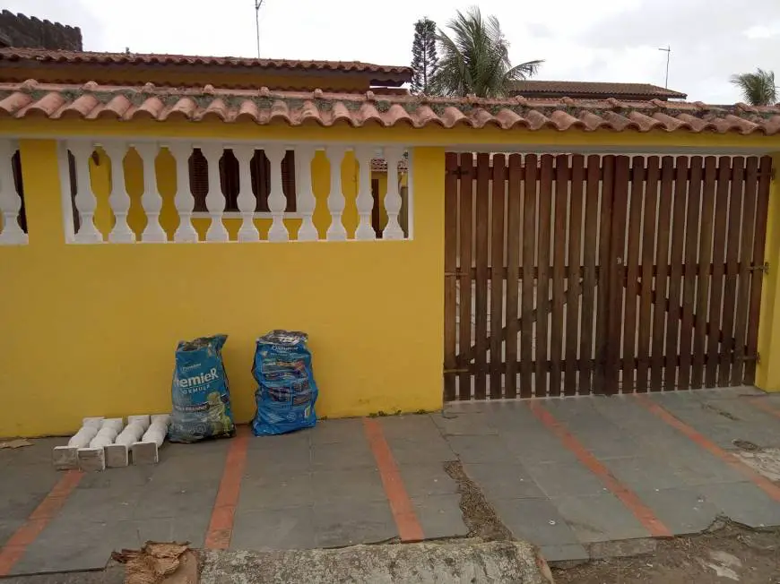 Foto 1 de Casa com 4 Quartos à venda, 118m² em Suarão, Itanhaém