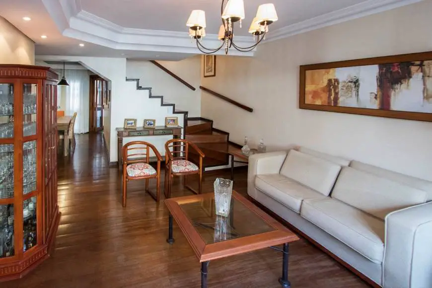 Foto 5 de Casa com 4 Quartos à venda, 232m² em Tristeza, Porto Alegre