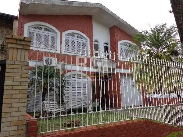 Foto 1 de Casa com 4 Quartos à venda, 280m² em Tristeza, Porto Alegre
