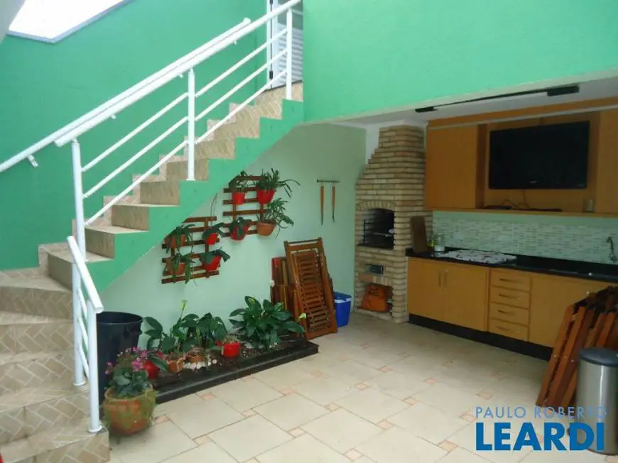 Foto 1 de Casa com 4 Quartos à venda, 200m² em Vila Curuçá, Santo André