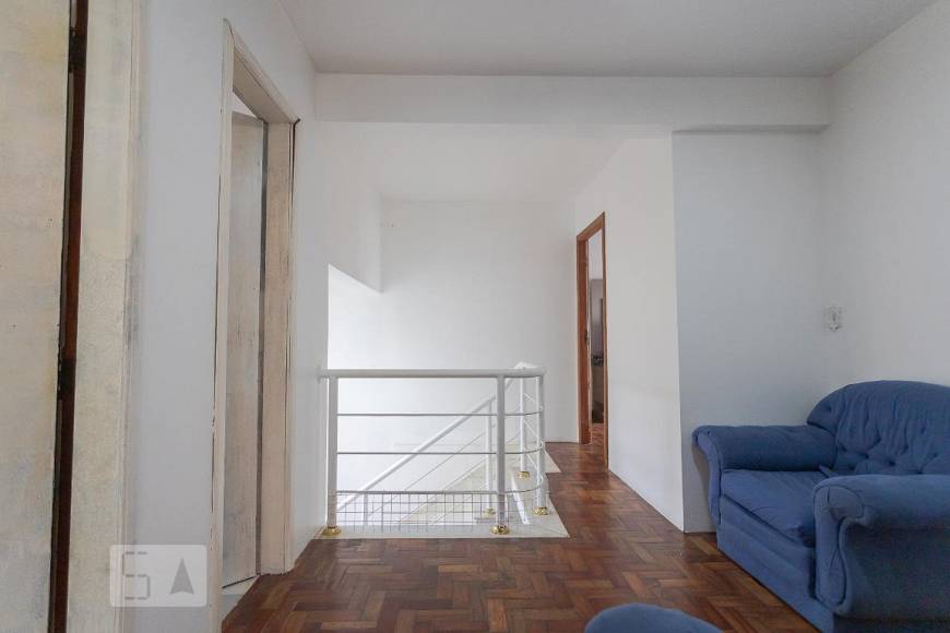 Foto 3 de Casa com 4 Quartos para alugar, 450m² em Vila Jardim, Porto Alegre