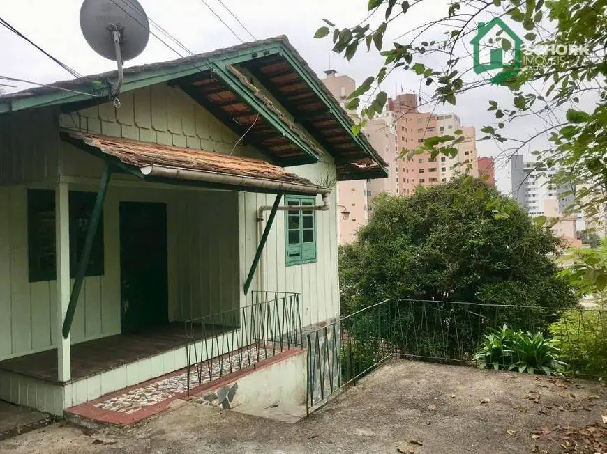 Foto 1 de Casa com 4 Quartos para alugar, 130m² em Vila Nova, Blumenau