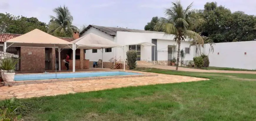 Foto 1 de Casa com 5 Quartos para venda ou aluguel, 580m² em Coophamil, Cuiabá