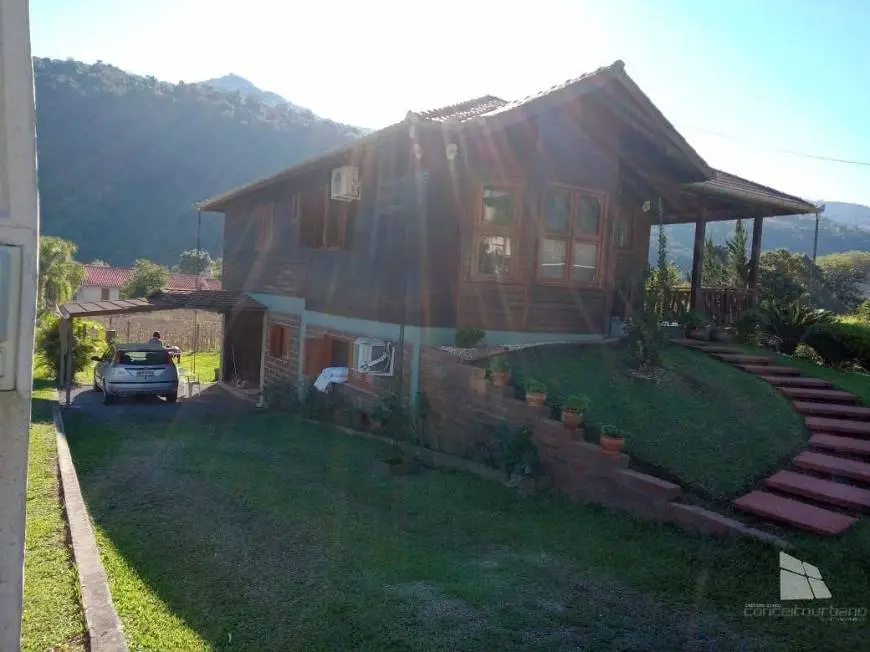 Foto 3 de Casa com 5 Quartos à venda, 140m² em Faria Lemos, Bento Gonçalves
