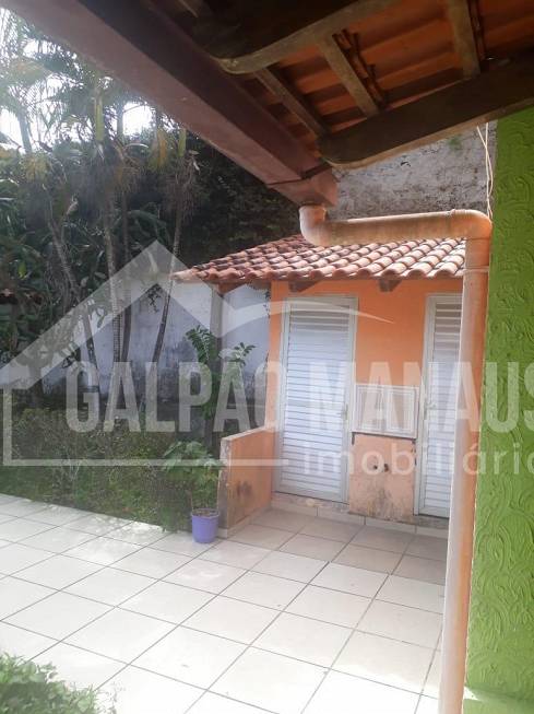 Foto 3 de Casa com 5 Quartos para alugar, 500m² em Flores, Manaus