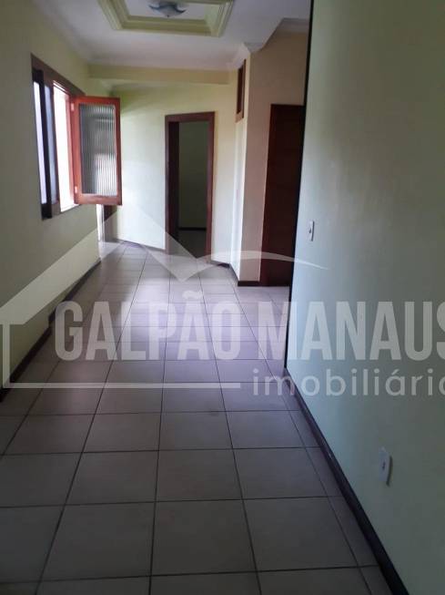 Foto 4 de Casa com 5 Quartos para alugar, 500m² em Flores, Manaus