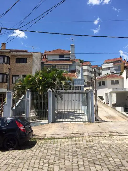 Foto 1 de Casa com 5 Quartos à venda, 324m² em Ipanema, Porto Alegre