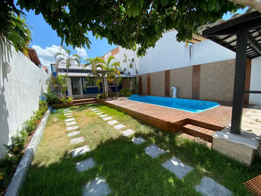 Foto 1 de Casa com 5 Quartos para alugar, 316m² em Ipitanga, Lauro de Freitas