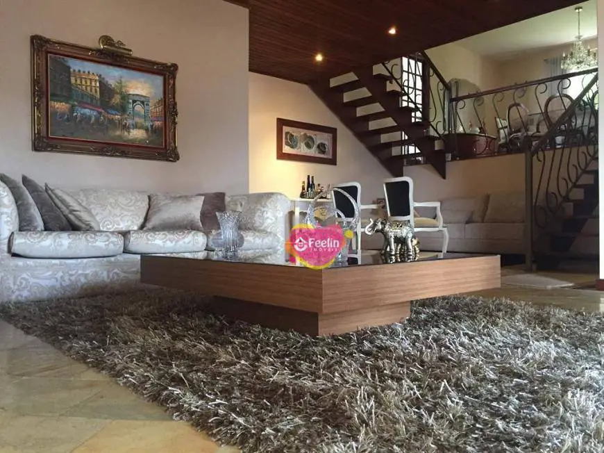 Foto 2 de Casa com 5 Quartos à venda, 300m² em Itacorubi, Florianópolis