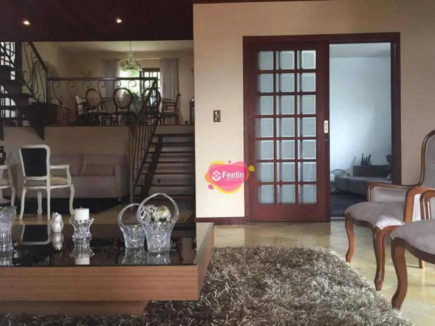 Foto 4 de Casa com 5 Quartos à venda, 300m² em Itacorubi, Florianópolis