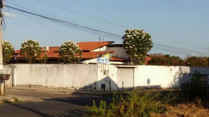 Foto 1 de Casa com 5 Quartos à venda, 450m² em Lourival Parente, Teresina