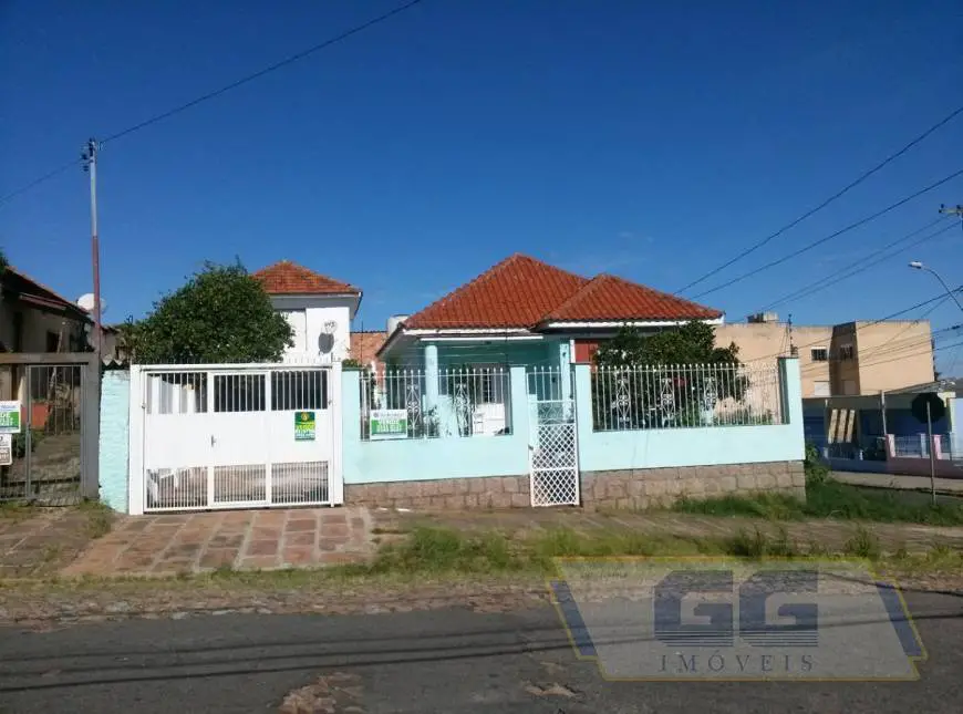 Foto 1 de Casa com 5 Quartos à venda, 10m² em Medianeira, Porto Alegre