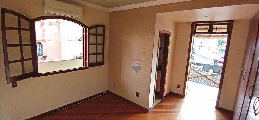 Foto 5 de Casa com 5 Quartos para alugar, 286m² em Novo Eldorado, Contagem