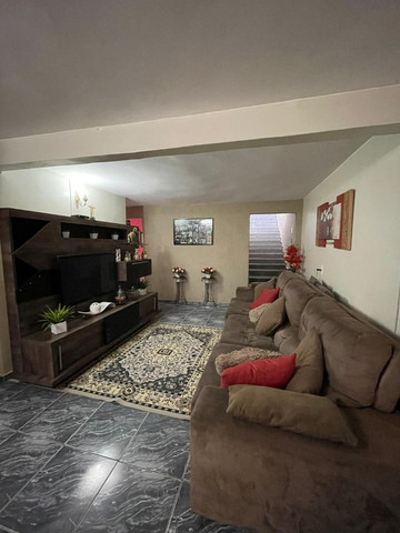 Foto 3 de Casa com 5 Quartos à venda, 300m² em Núcleo Habitacional Novo Gama, Novo Gama