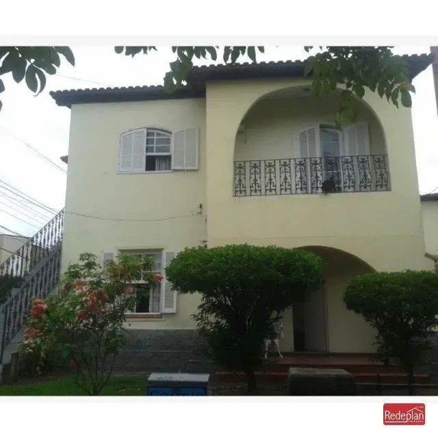 Foto 3 de Casa com 5 Quartos à venda, 180m² em Vila Santa Cecília, Volta Redonda