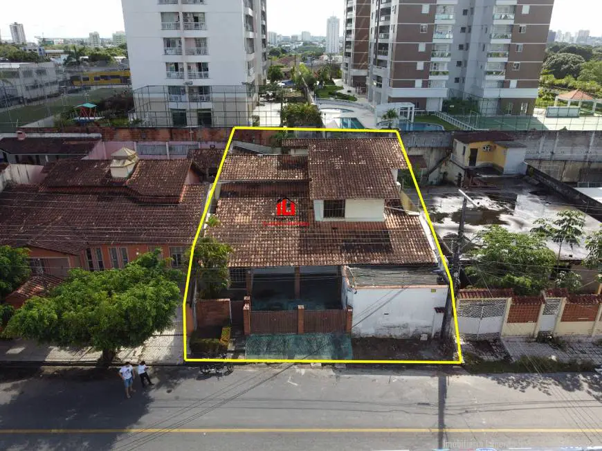 Foto 4 de Casa com 6 Quartos para alugar, 376m² em Dom Pedro I, Manaus