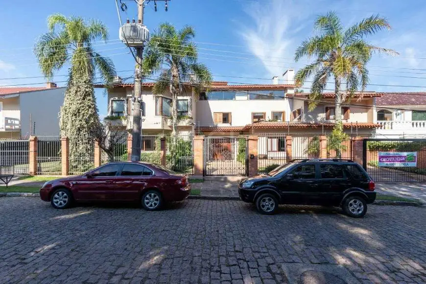 Foto 1 de Casa com 6 Quartos à venda, 960m² em Ipanema, Porto Alegre