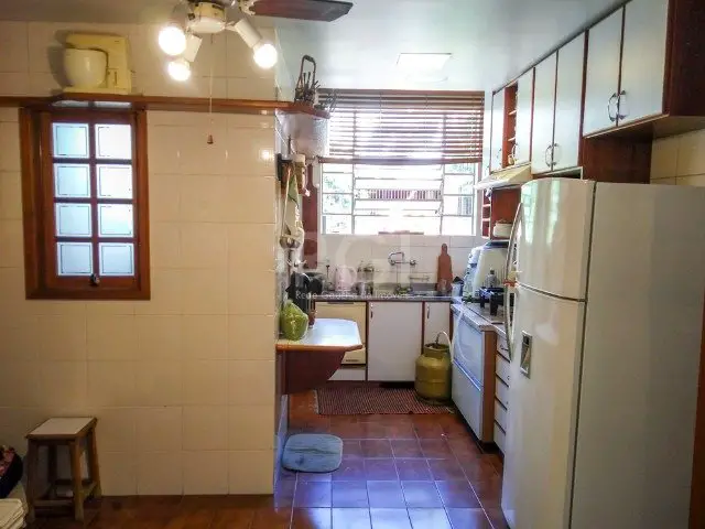 Foto 4 de Casa com 6 Quartos à venda, 250m² em Mont' Serrat, Porto Alegre