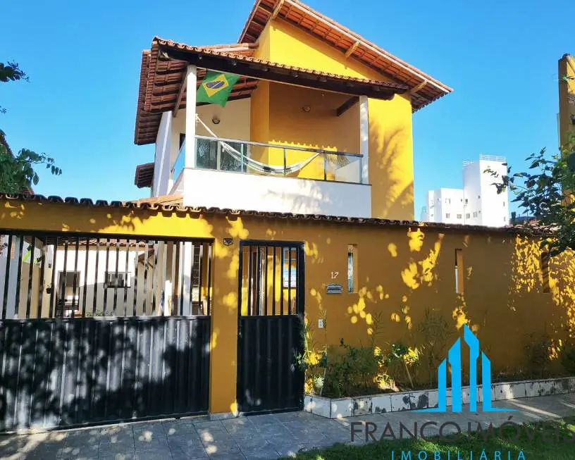 Foto 2 de Casa com 7 Quartos à venda, 350m² em Centro, Guarapari