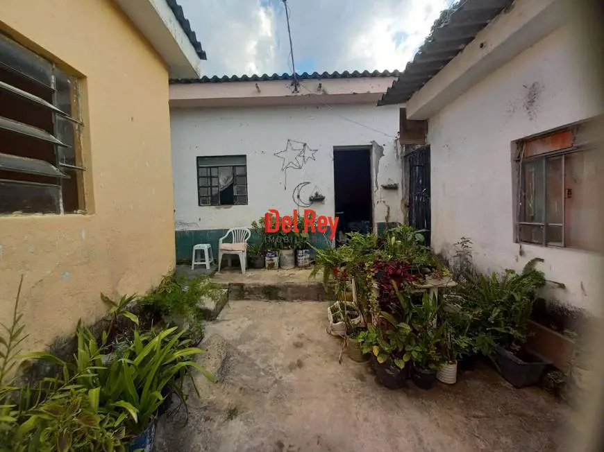 Foto 1 de Casa com 8 Quartos à venda, 360m² em Pindorama, Belo Horizonte