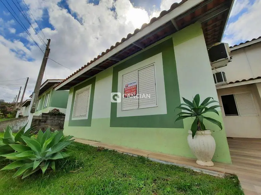 Foto 1 de Casa de Condomínio com 2 Quartos à venda, 51m² em Cerrito, Santa Maria