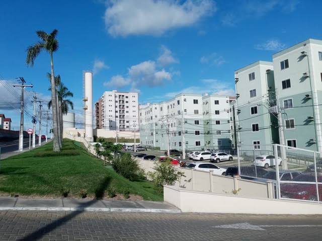 Foto 1 de Casa de Condomínio com 2 Quartos para alugar, 55m² em Da Paz, Manaus