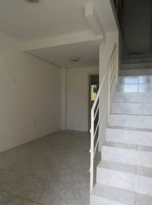 Foto 1 de Casa de Condomínio com 2 Quartos para alugar, 90m² em Hípica, Porto Alegre