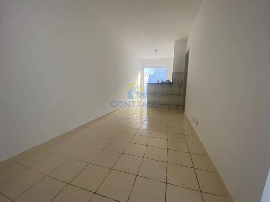Foto 1 de Casa de Condomínio com 2 Quartos para alugar, 58m² em Jardim Imperial, Cuiabá