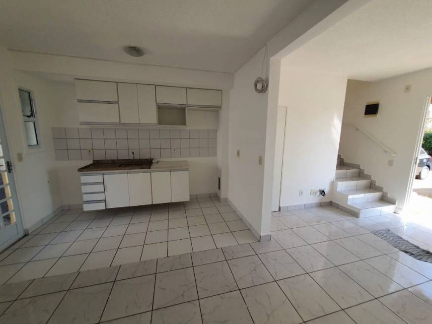 Foto 1 de Casa de Condomínio com 2 Quartos para alugar, 69m² em Jardim Interlagos, Hortolândia
