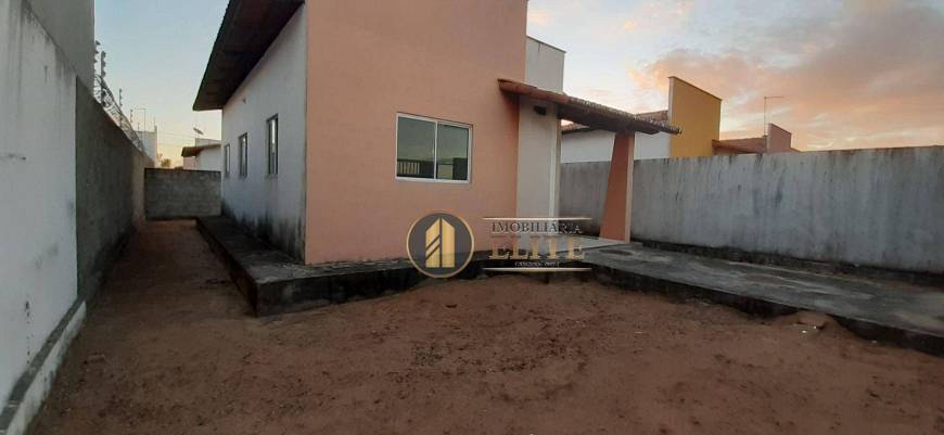 Foto 2 de Casa de Condomínio com 2 Quartos à venda, 54m² em , Macaíba