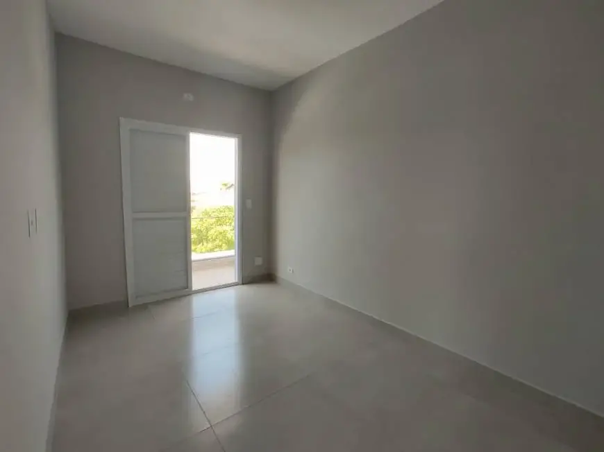 Foto 3 de Casa de Condomínio com 2 Quartos à venda, 75m² em Santa Eugenia, Mongaguá