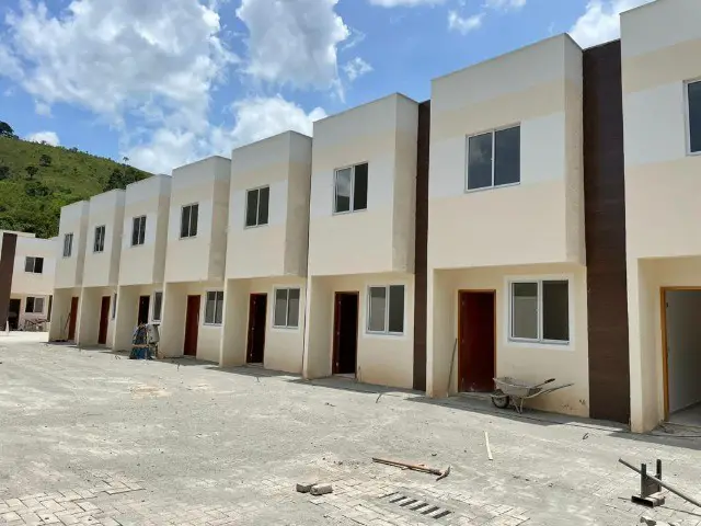 Foto 1 de Casa de Condomínio com 2 Quartos à venda, 59m² em Santa Rita do Zarur, Volta Redonda